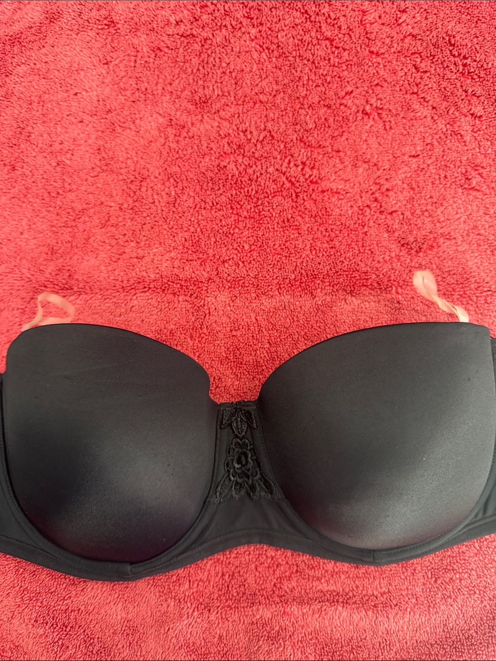 Vanity Fair Black Strapless Molded Cup Bra with Lace Accent